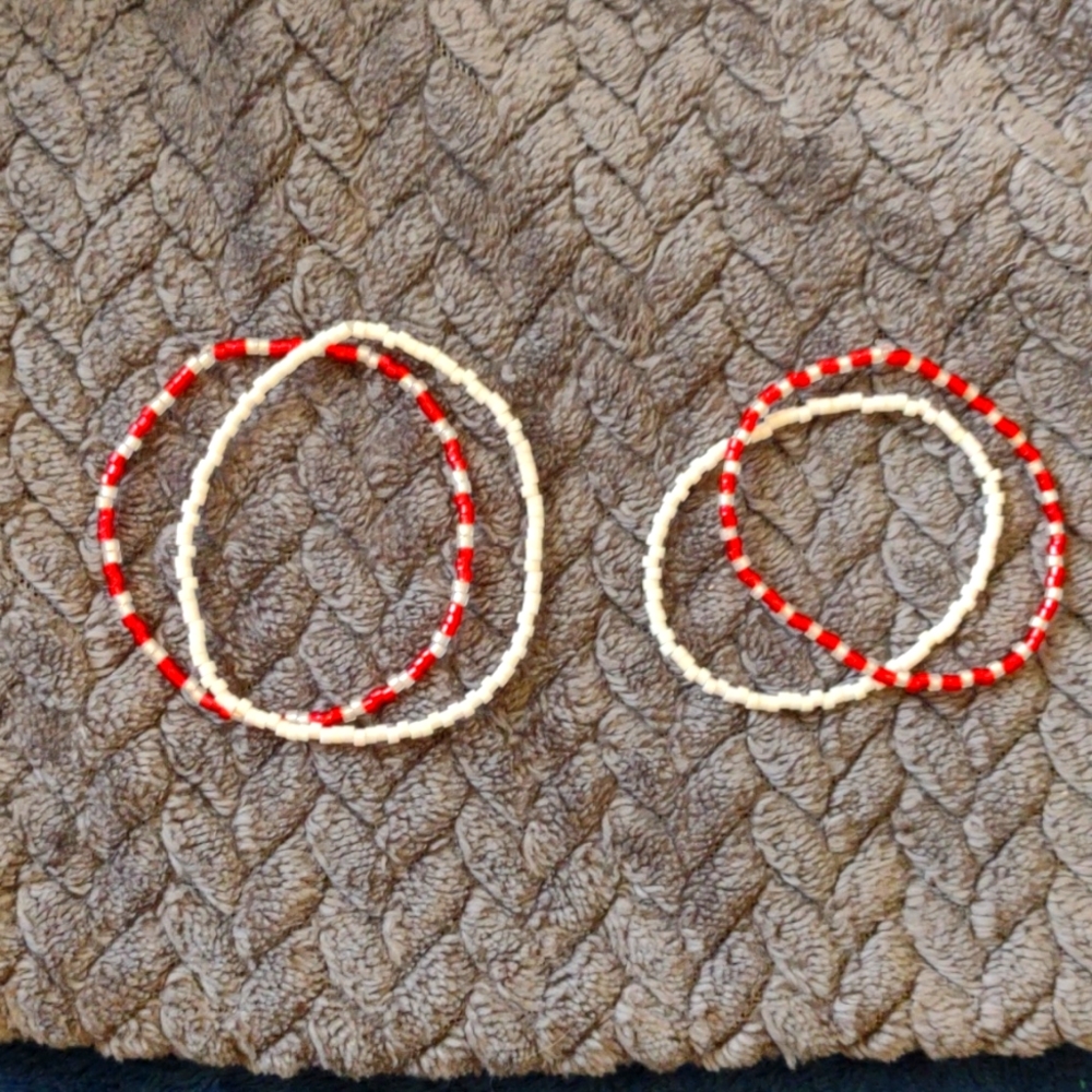 Matching Mother/Daughter Holiday Bracelets